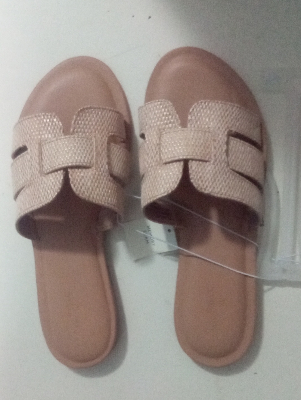 Universal Thread Style Carla Flat Sandals Sz 8 NWT $30 Woven Memory Foam